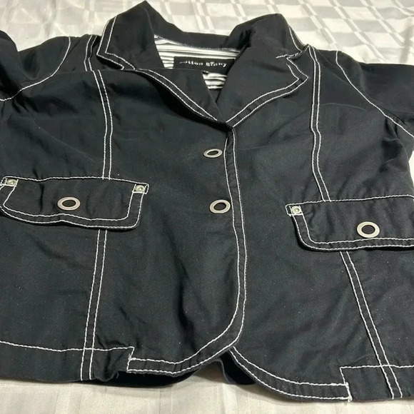 COTTON GINNY Y2K cropped cotton black blazer,fitted , round snaps ,white trim - Picture 15 of 15